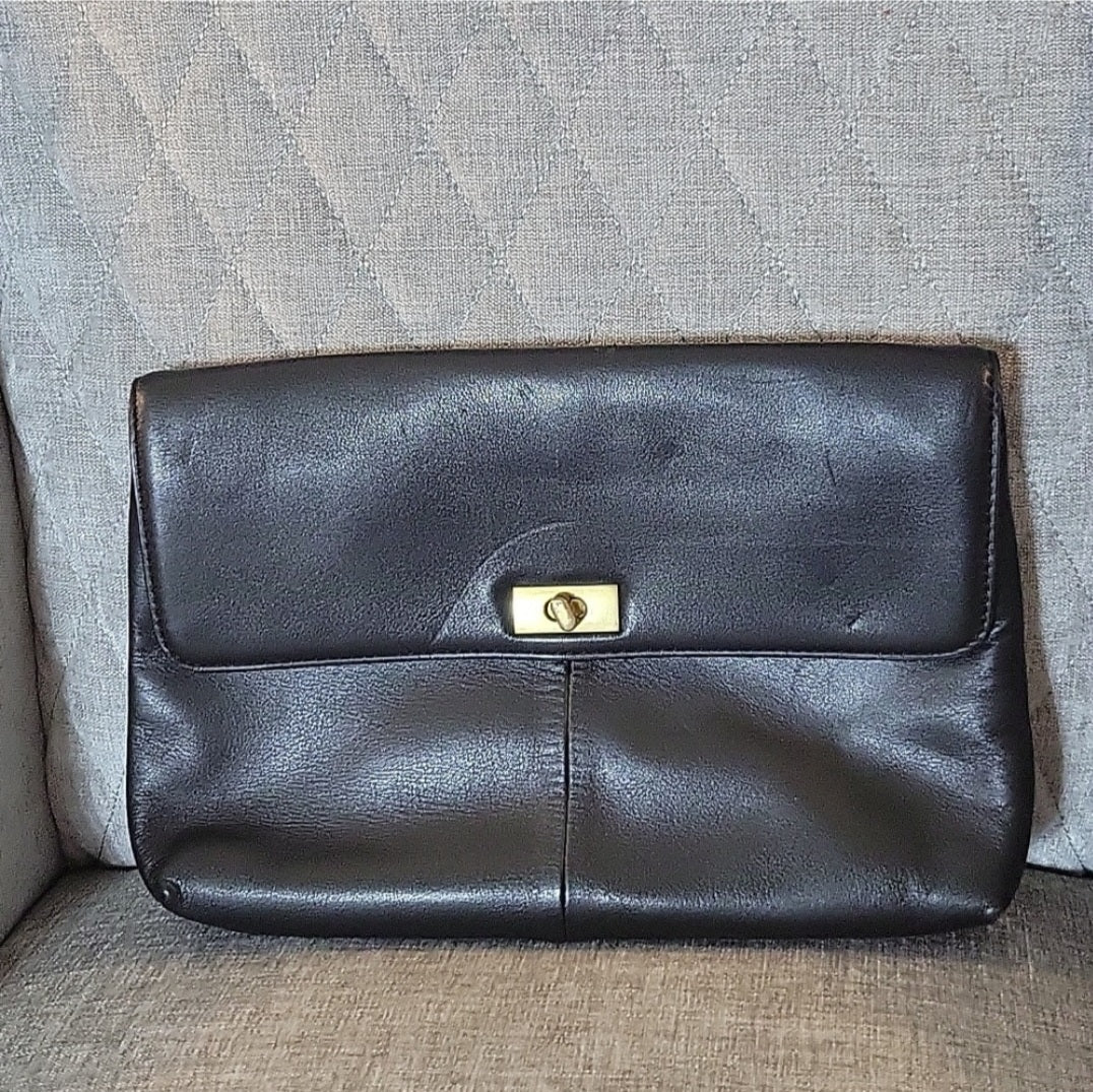 Leather 100% Clutch