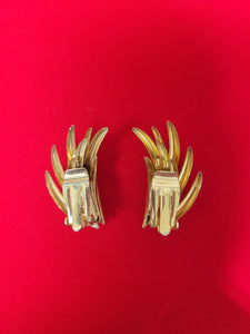 PINEAPPLE CLIP ON EARRINGS